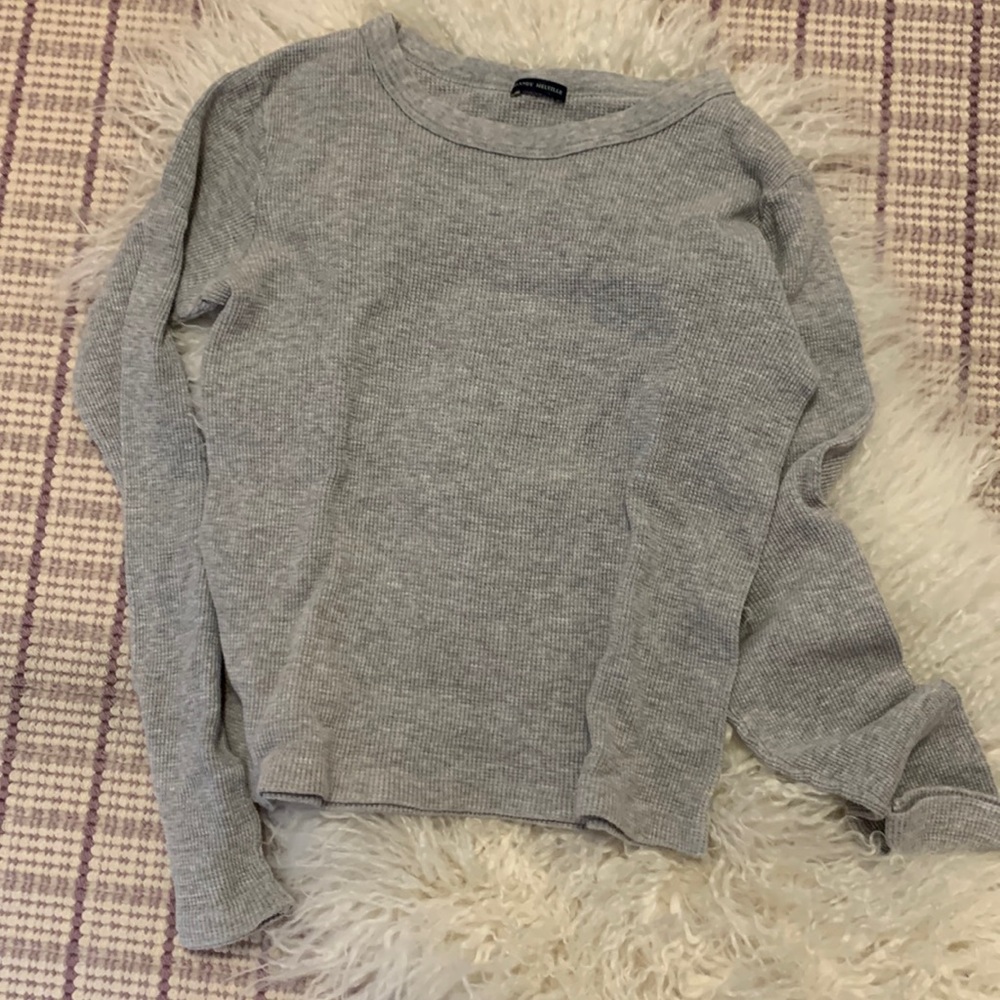 Brandy Melville t shirt